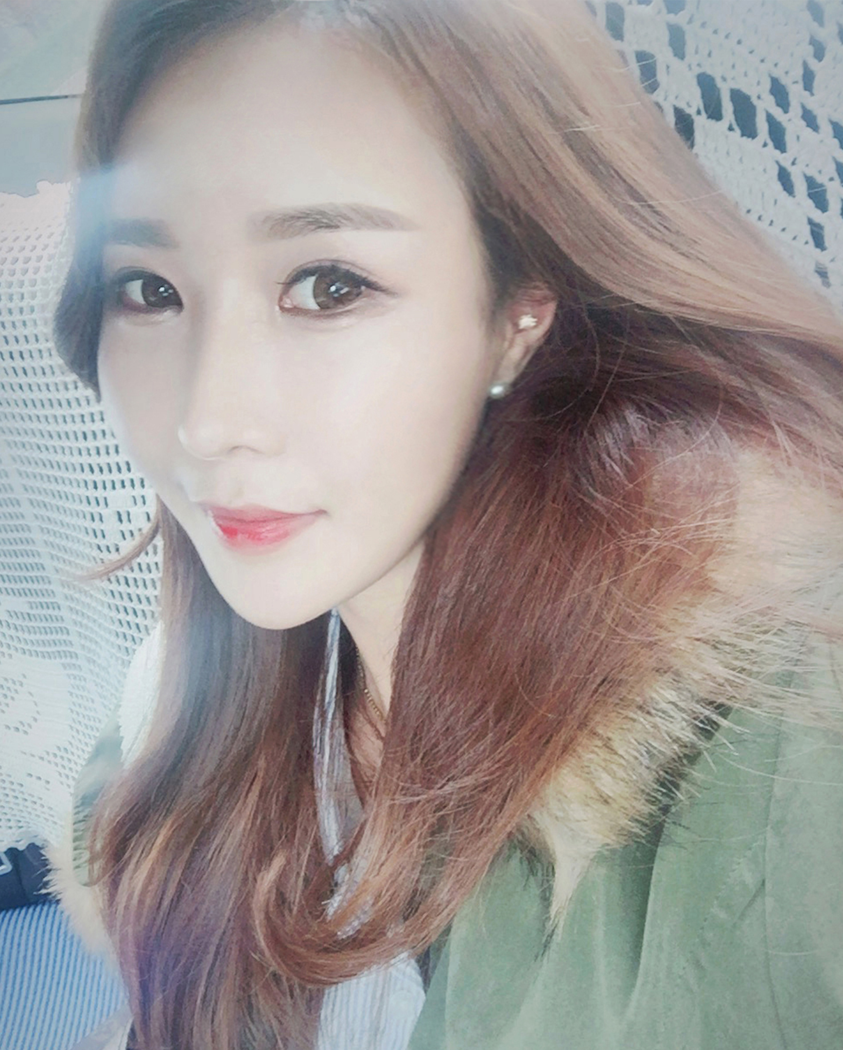 썸네일 썸네일